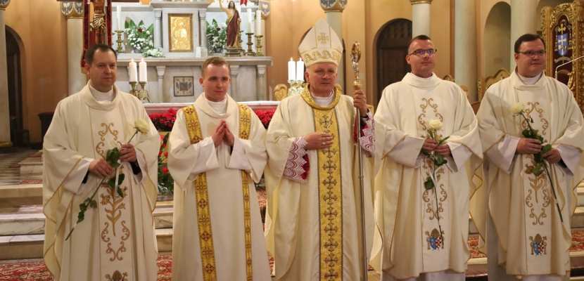 Święcenia diakonatu w konkatedrze diecezji kaliskiej - 2024
