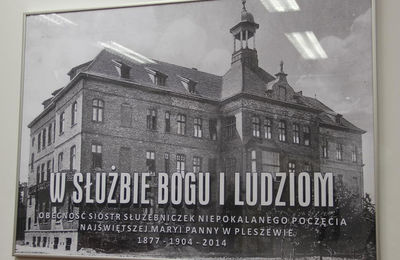 Wystawa poświęcona obecności Sióstr Służebniczek w Pleszewie