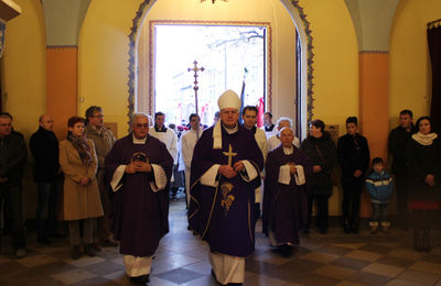 Otwarcie Drzwi Jubileuszowych w Ostrowskiej Konkatedrze