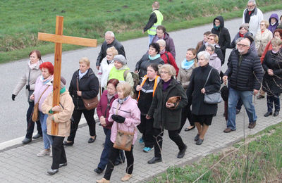 Droga krzyżowa w intencji trzeźwości polskich rodzin