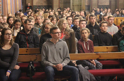 Stand Up - spotkanie młodzieży w Kraszewicach