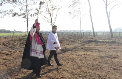 Poświęcenie cmentarza w Latowicach