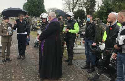 „2. Rajd Motocyklowy Weteranów” w Iwanowicach/ k. Kalisza.