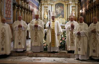 Jubileusz 50-lecia i 60-lecia święceń kapłańskich w kaliskiej katedrze