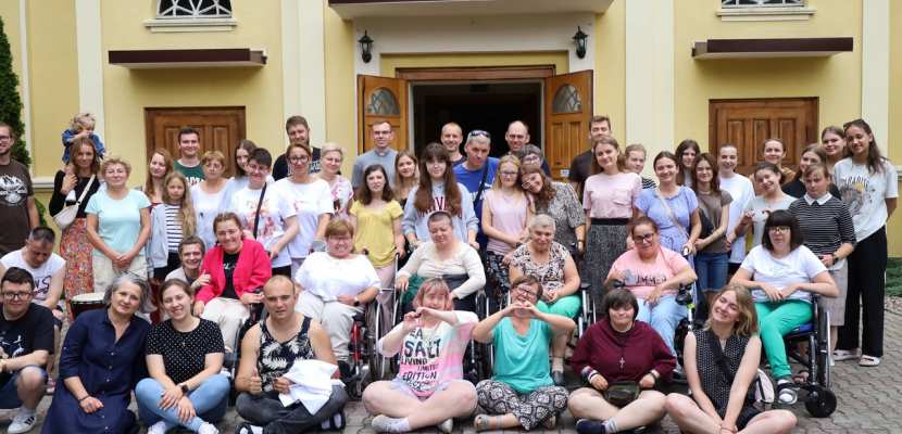 Wczasorekolekcje dla osób niepełnosprawnych - Ostoja