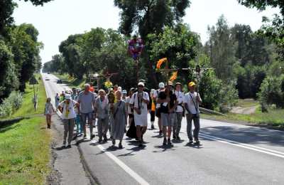 Pielgrzymi Kaliscy 2024 w drodze do Świętego Józefa - dzień drugi